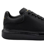 Alexander McQueen Sneakers - Moveda