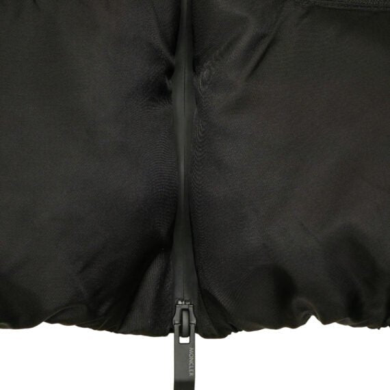 Moncler Jacket - Moveda