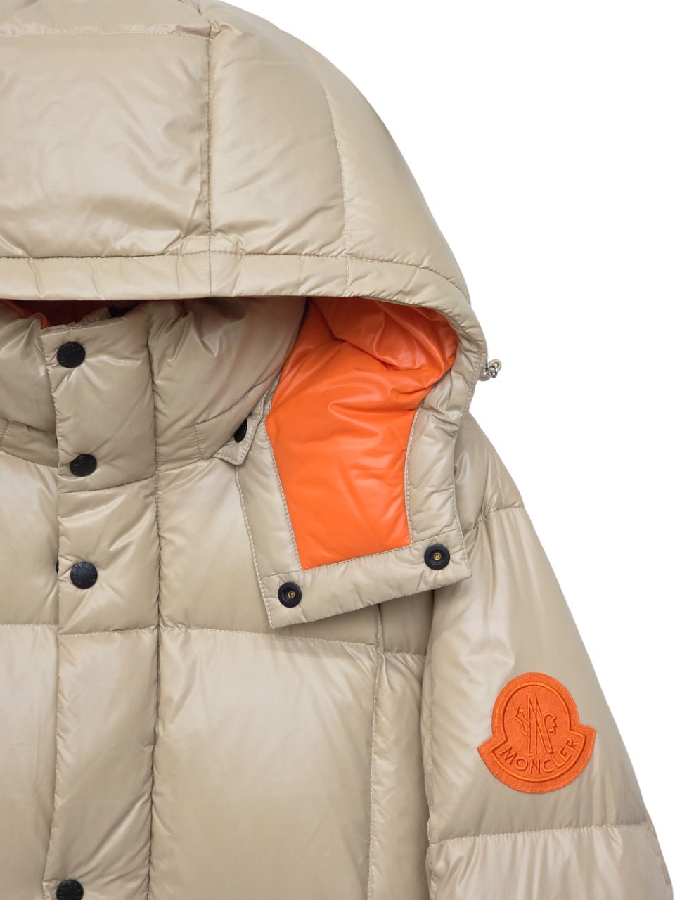 Moncler Puffer Jacket - Moveda