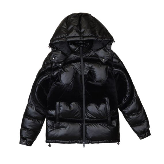 Moncler Puffer Jacket - Moveda